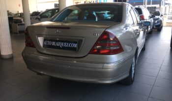 Mercedes Clase C220 2.2Cdi 143Cv 5P lleno