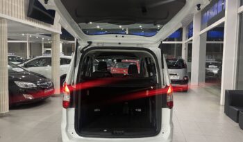 Ford Tourneo Courier 1.0G 101Cv Ecobost lleno